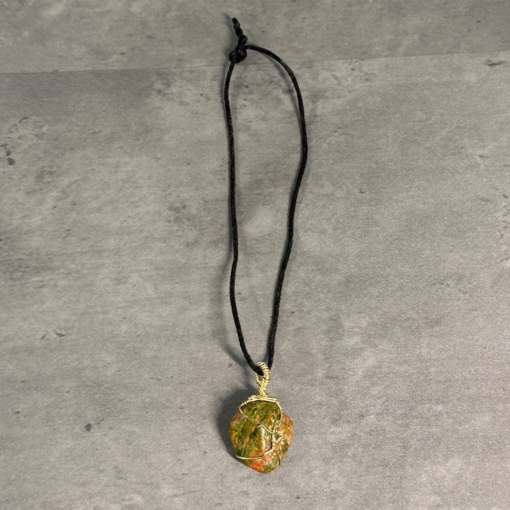 Handmade Necklace Women OS Wire Wrapped Unakite Green Pink Stone Stretch Choker